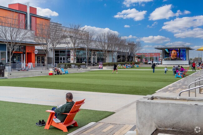 Baybrook Mall, located near Webster, offers hundreds of shopping and eating options.