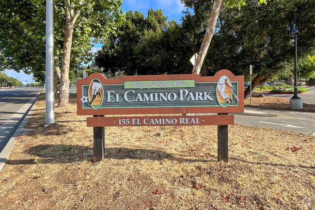 El Camino Park in Palo Alto features soccer and baseball fields.