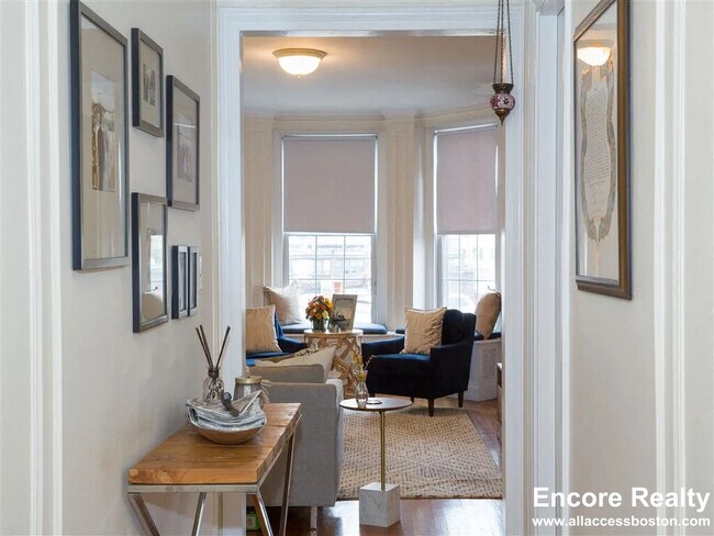 1284 Beacon St unit 804, Brookline, MA 02446 - photo 2