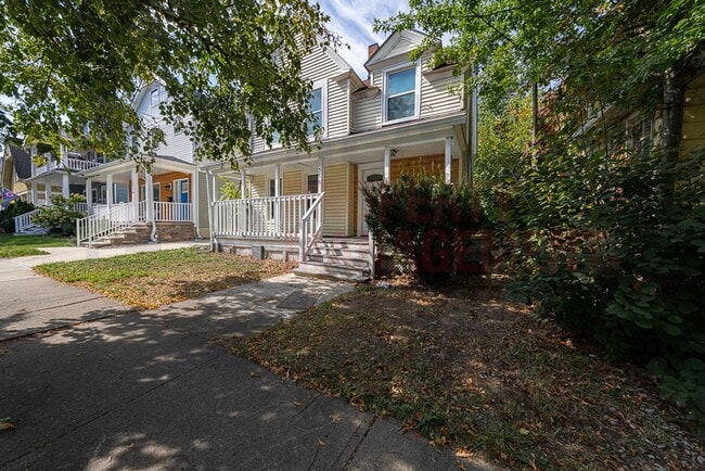 1566 Winchester Ave, Lakewood, OH 44107 - photo 3