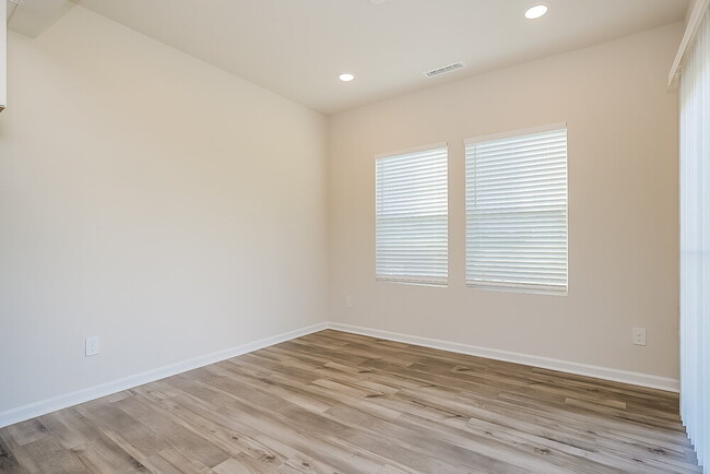 1105 Orch Strm Dr, Haw River, NC 27258 - photo 7