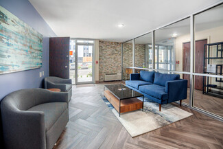 1722 N Walnut St, Bloomington, IN 47404