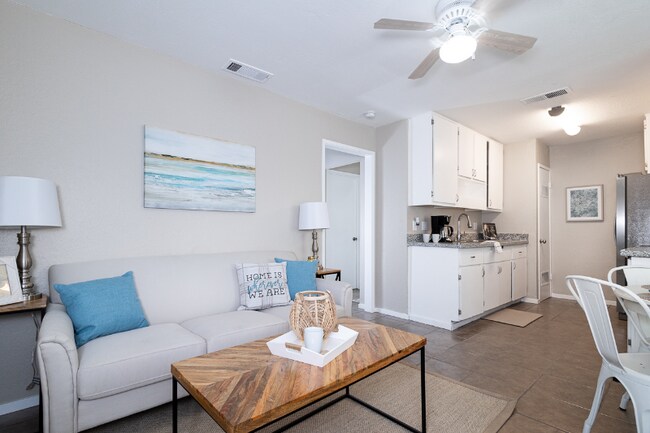 1517 Nogales St unit 1527 B, Sacramento, CA 95838 - photo 4