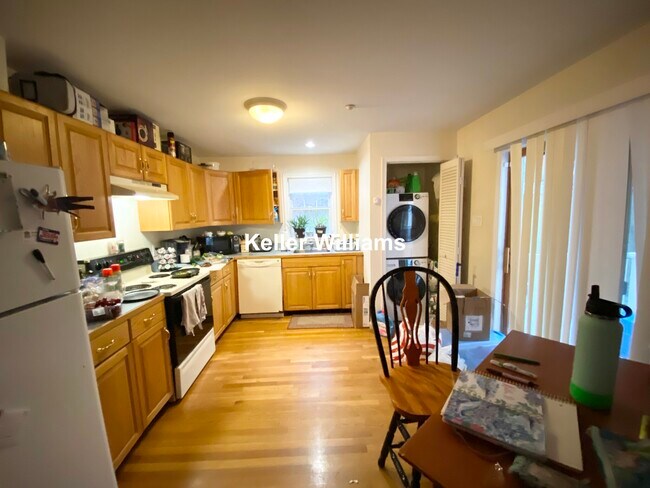 62 Hillside St unit 1, Roxbury Crossing, MA 02120 - photo 4