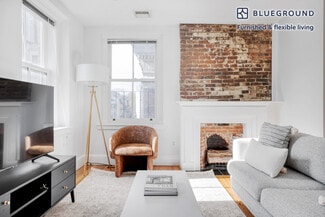 14 Derne St Unit FL4-ID828, Boston, MA 02114