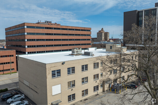 Dayton Business Technology High School has an overall rating of C-, according to Niche.
