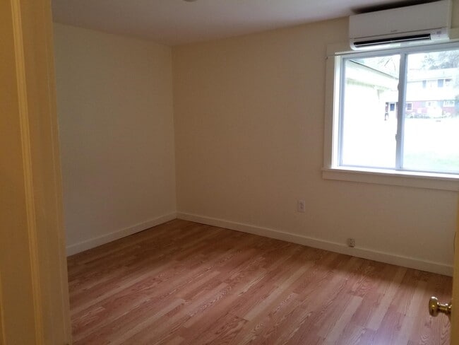 87 Cone Rd unit 3, Manchester Center, VT 05255 - photo 3