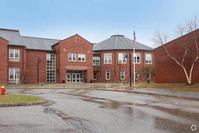 Ipswich Middle School is located on the same property as the High School.xx