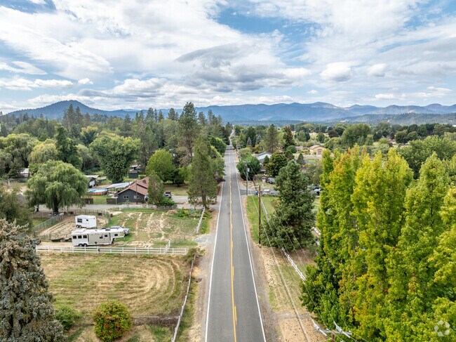 The Redwood community features country roads.
