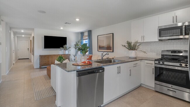 79241 Valor Ln, Indio, CA 92203 - photo 4