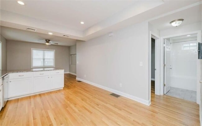 7 Pequot St, Providence, RI 02903 - photo 3