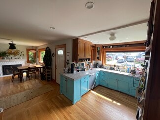 2913 SE 65th Ave, Portland, OR 97206