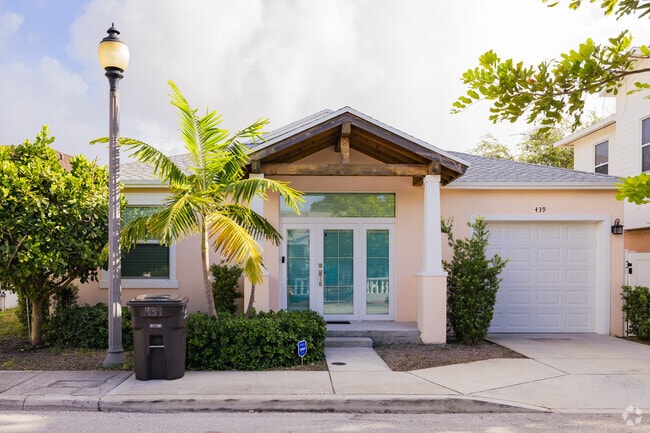 A Pleasant City home features unique modern architecture, perfect for relaxed living.