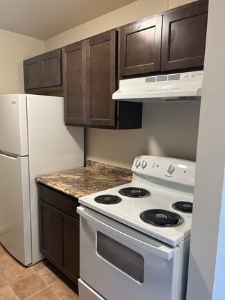 435 S Lincoln Ave, Barnesville, OH 43713