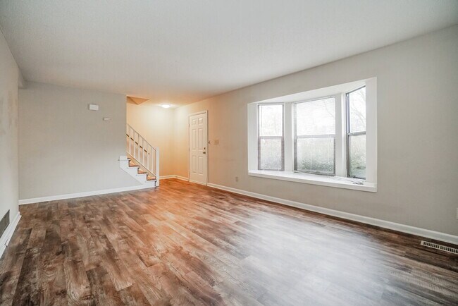 2672 Lynnmore Dr, Columbus, OH 43235 - photo 4