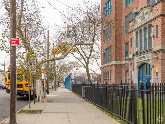 PS 50 Talfourd Lawn Elementary is located at 143-26 101st Avenue, Jamaica, NY.