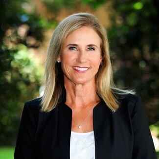 Kelly McGinley