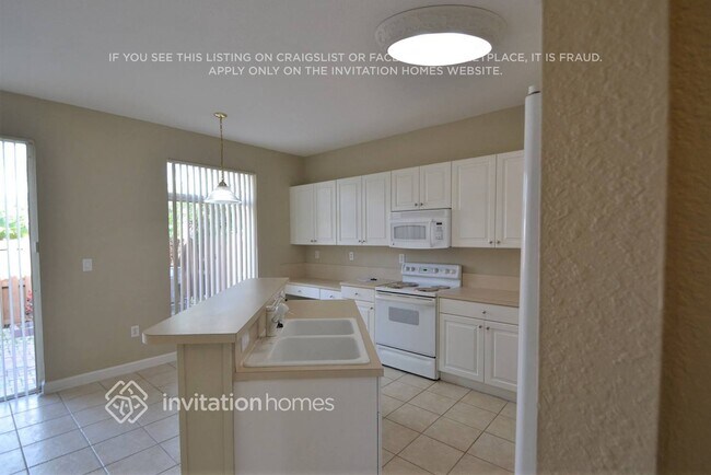 11351 NW 56th Terrace, Doral, FL 33178 - photo 5