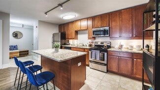 595 S Des Plaines River Rd, Des Plaines, IL 60016