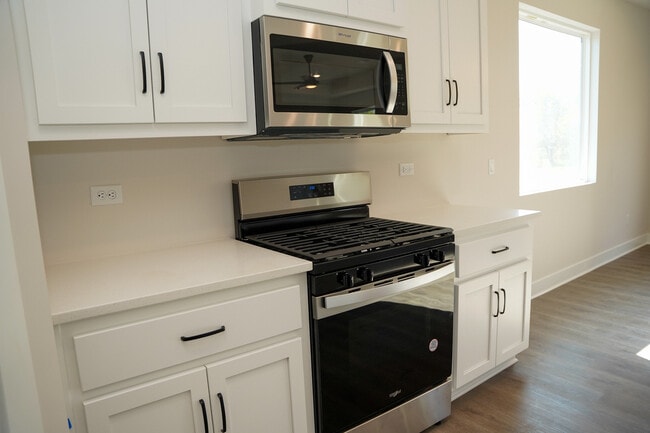 20680 S Barker St, Spring Hill, KS 66083 - photo 5