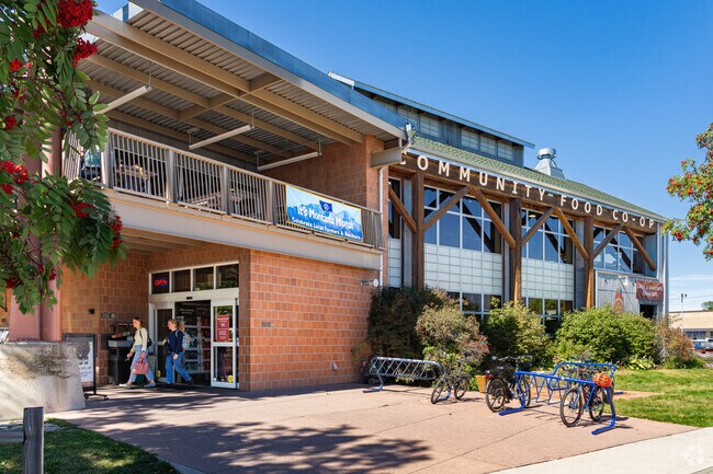 Midtown residents can get everything on their grocery list at the Community Co-Op in Midtown.