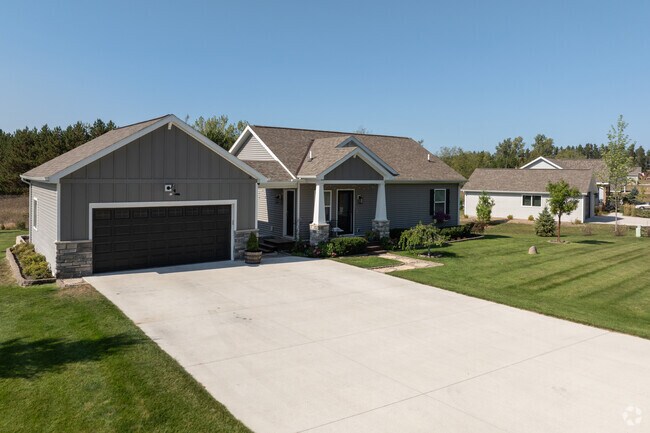 Newer homes with Craftsman details are available in Maple City.