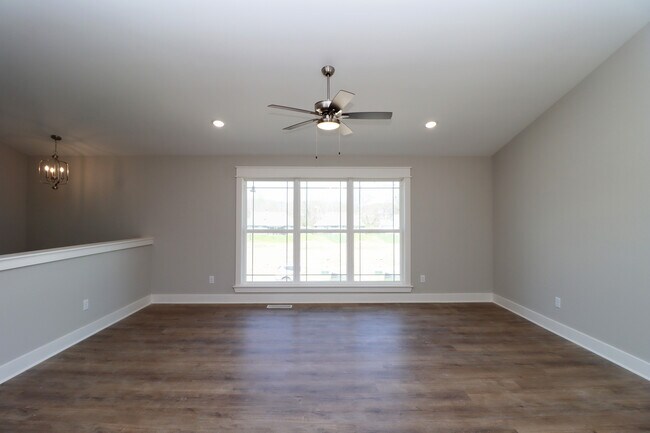 4200 Round Rock Blvd unit 37746624, Charlestown, IN 47111 - photo 4