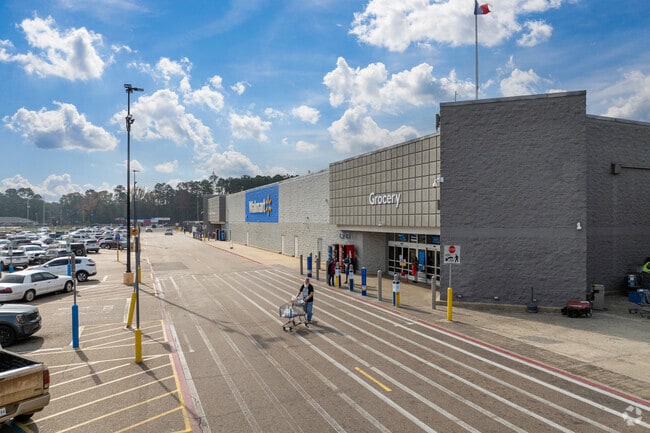 Walmart and other retail hotspots are close by in Nash.