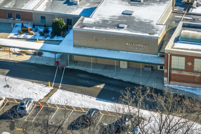 Mountainside's Beechwood School received a B overall Niche grade.