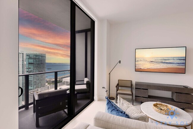 601 NE 1st Ave unit ID1227549P, Miami, FL 33132 - photo 2