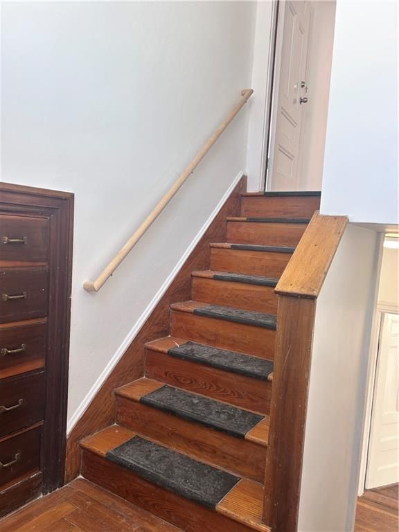 181 Reynolds Ave, Providence, RI 02905 - photo 7