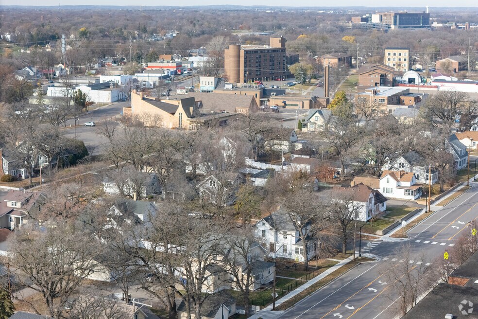 NH_East End_559203_P2_FINAL_CL_010725