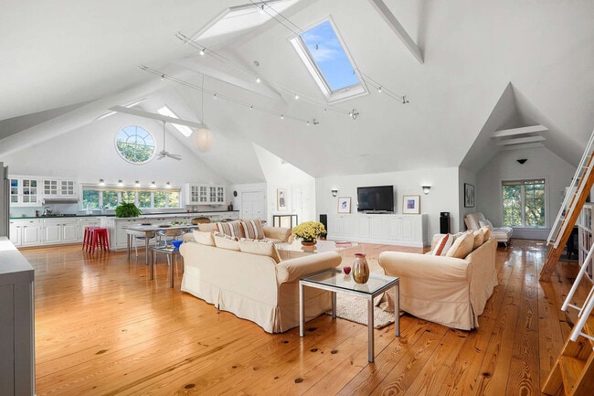 7470 Sound Ave unit ID1261530P, Mattituck, NY 11952 - photo 5