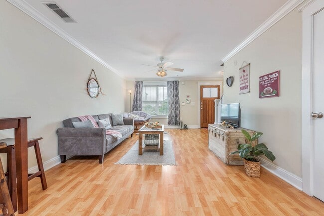 1725 Harvey Mitchell Pkwy S, College Station, TX 77840 - photo 6