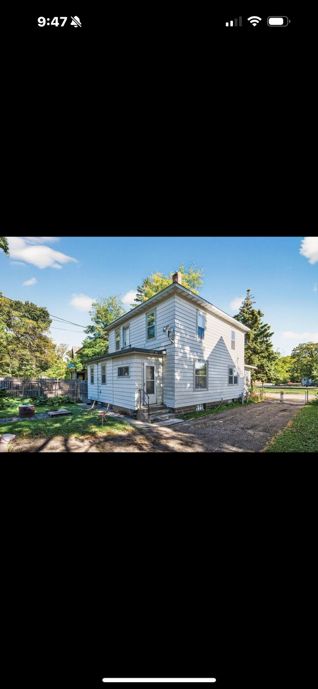 2327 Irving Ave N, Minneapolis, MN 55411 - photo 6