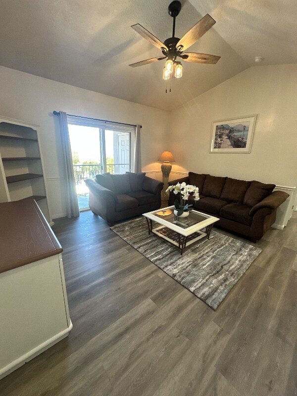 1490 S 430 W unit 1490, Orem, UT 84058 - photo 2