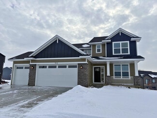 914 Milborne Ln NW, Rochester, MN 55901