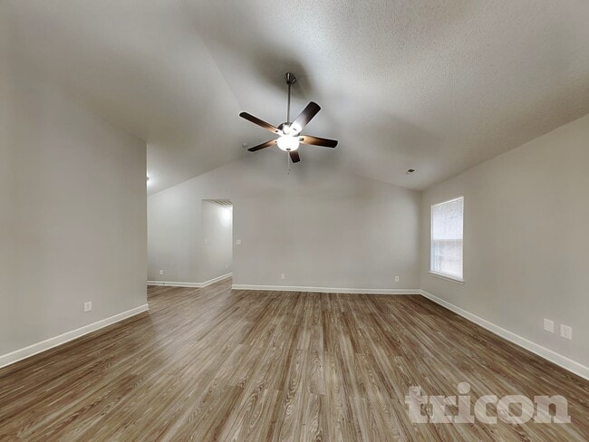 428 Glencroft Dr, Wingate, NC 28174 - photo 3