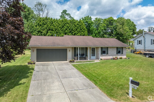 Ranch-style homes are a common sight in Forest Hills, Pottsville.