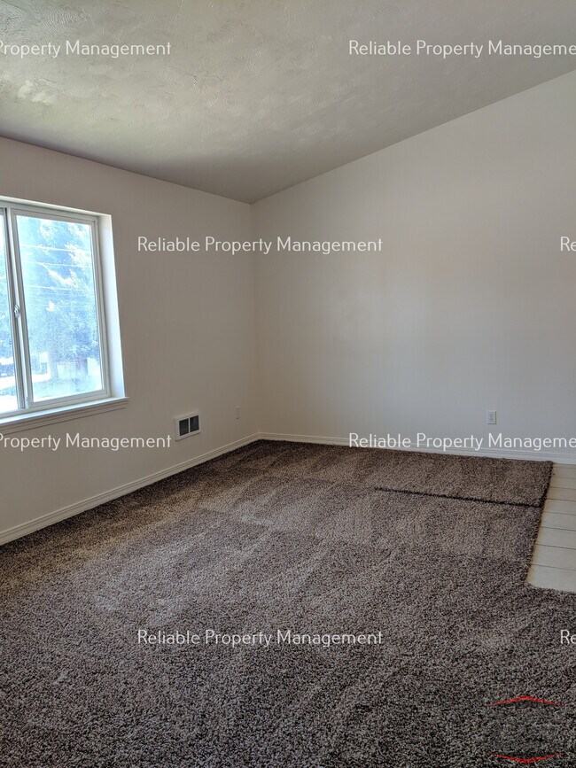 685 John Adams Pkwy unit 1, Idaho Falls, ID 83401 - photo 4