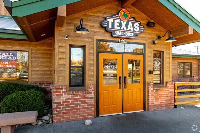 Texas Roadhouse is loved by the locals of Shippeetown.