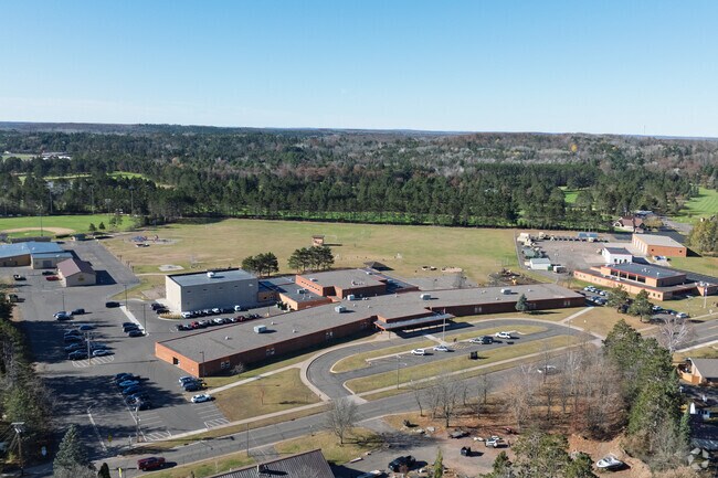 Hayward Primary School is rated a B overall by Niche.