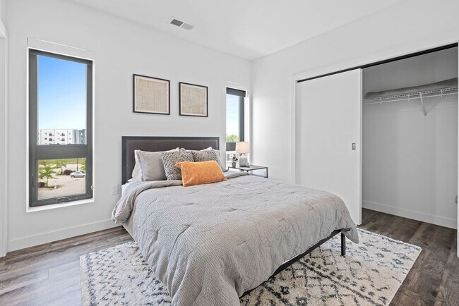 Brio Building, Oshkosh, WI 54901 - photo 6