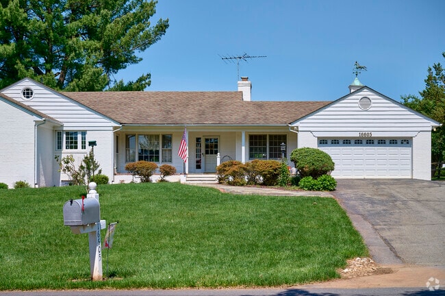 Charming rancher style home in Gaithersburg.
