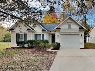 7515 Wilkins Terrace Dr, Charlotte, NC 28269