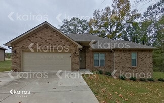 560 Co Rd 71, Killen, AL 35645