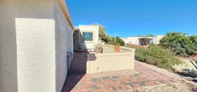 432 W San Ignacio, Green Valley, AZ 85614 - photo 3