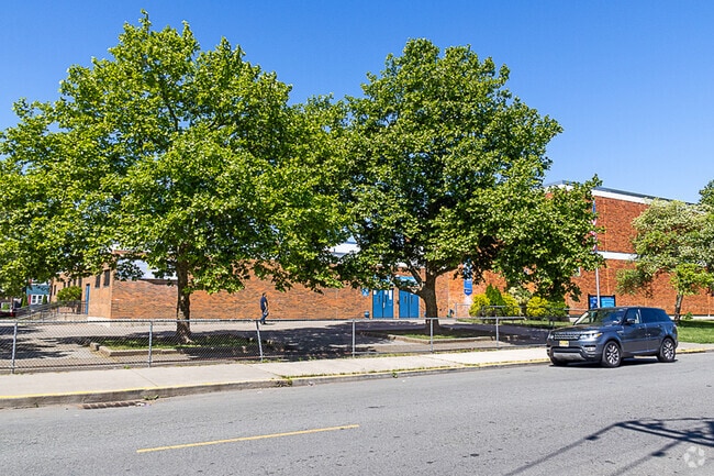 The George Washington School is a Public Magnet School.