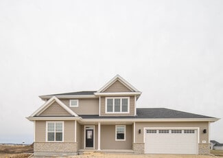 600 E Verleen Ave, Waunakee, WI 53597