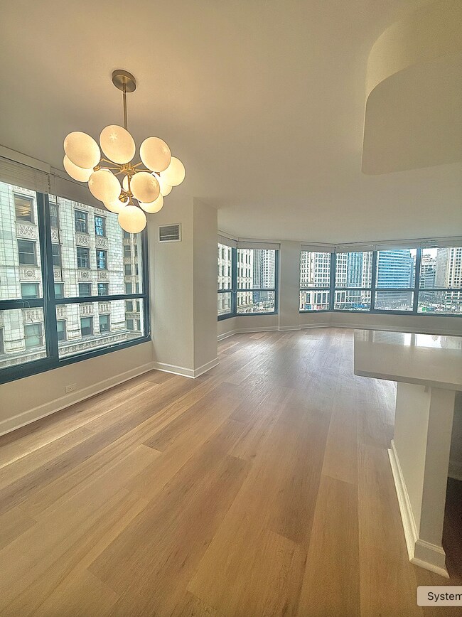 405 N Wabash Ave, Chicago, IL 60611